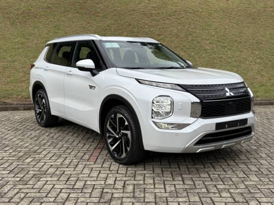 MITSUBISHI OUTLANDER 2.4 PHEV HPE-S S-AWC DHT