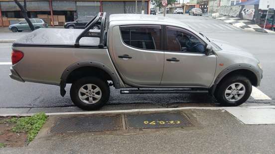 MITSUBISHI-L200 TRITON-2013