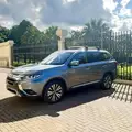 MITSUBISHI OUTLANDER 3.0 MIVEC V6 GASOLINA HPE-S AWD AUTOMÁTICO MITSUBISHI OUTLANDER 3.0 MIVEC V6 GASOLINA HPE-S AWD AUTOMÁTICO