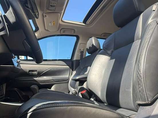 MITSUBISHI-OUTLANDER-3.0 MIVEC V6 GASOLINA HPE-S AWD AUTOMÁTICO MITSUBISHI-OUTLANDER-2020