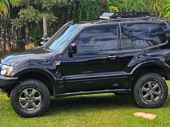 MITSUBISHI-PAJERO FULL-3.8 HPE 4X4 V6 24V GASOLINA 2P AUTOMÁTICO MITSUBISHI-PAJERO FULL-2006