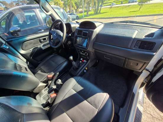 MITSUBISHI-PAJERO TR4-2.0 4X4 16V 140CV FLEX 4P MANUAL MITSUBISHI-PAJERO TR4-2012