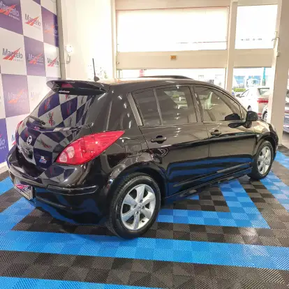NISSAN-TIIDA-1.8 SL 16V FLEX 4P AUTOMÁTICO NISSAN-TIIDA-2011