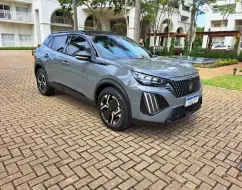 PEUGEOT 2008 1.0 TURBO 200 HYBRID GT CVT PEUGEOT 2008 1.0 TURBO 200 HYBRID GT CVT