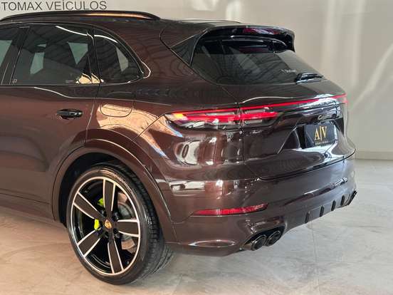 PORSCHE-CAYENNE-3.0 V6 E-HYBRID PLATINUM EDITION AWD TIPTRONIC S PORSCHE-CAYENNE-2023