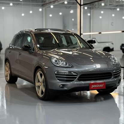 PORSCHE-CAYENNE-2012