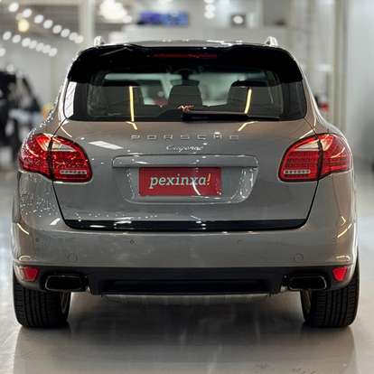 PORSCHE-CAYENNE-2012