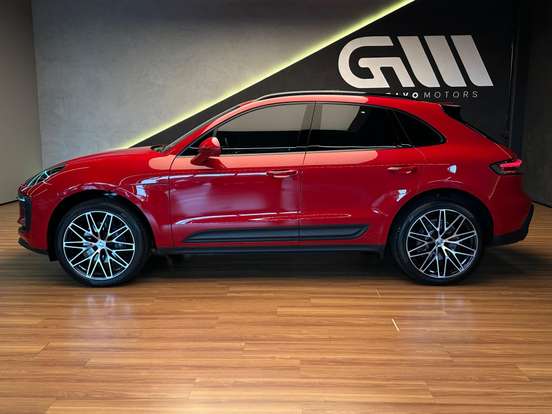 PORSCHE-MACAN-2024