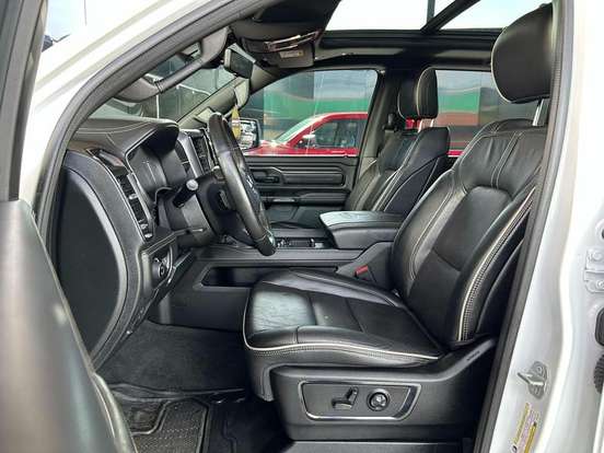 RAM-1500-5.7 V8 GASOLINA LIMITED CD 4X4 AUTOMÁTICO RAM-1500-2023