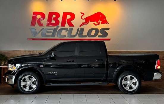 RAM-CLASSIC-5.7 V8 GASOLINA LARAMIE CD 4X4 AUTOMÁTICO RAM-CLASSIC-2023