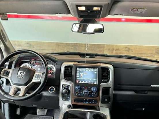 RAM-CLASSIC-5.7 V8 GASOLINA LARAMIE CD 4X4 AUTOMÁTICO RAM-CLASSIC-2023