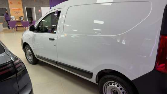 RENAULT-KANGOO-2025