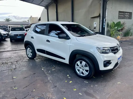 RENAULT KWID 1.0 12V SCE FLEX ZEN MANUAL RENAULT KWID 1.0 12V SCE FLEX ZEN MANUAL