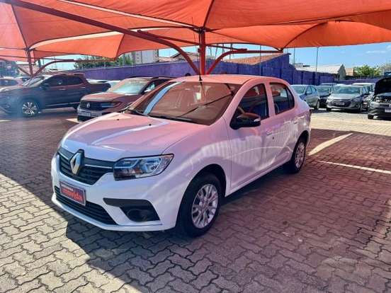 RENAULT-LOGAN-2024