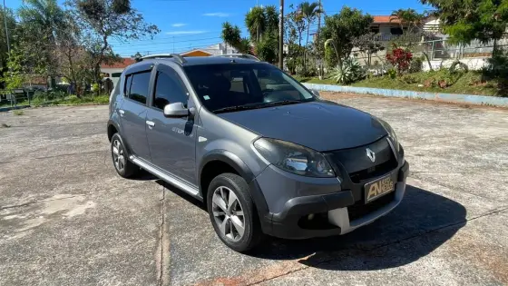 RENAULT SANDERO 1.6 STEPWAY 16V FLEX 4P MANUAL