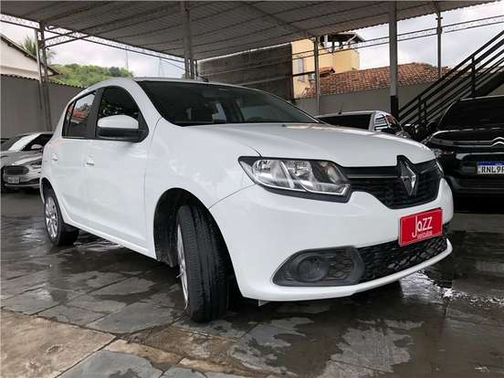 RENAULT-SANDERO-2020