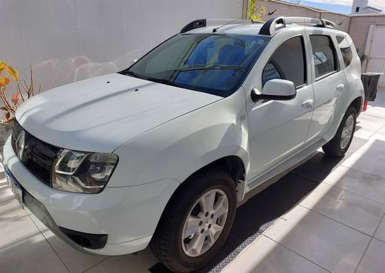 RENAULT DUSTER 2.0 DYNAMIQUE 4X2 16V FLEX 4P AUTOMÁTICO