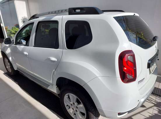 RENAULT-DUSTER-2016