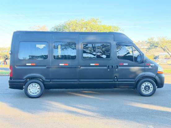 RENAULT-MASTER-2011