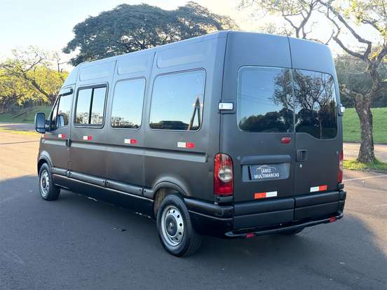 RENAULT-MASTER-2011