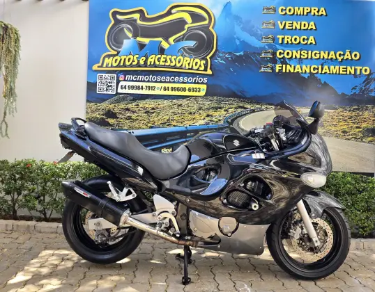 SUZUKI GSX 750 F SUZUKI GSX 750 F