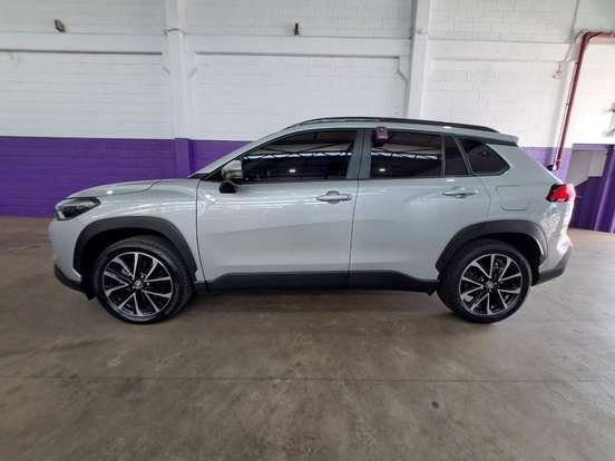 TOYOTA-COROLLA CROSS-2024