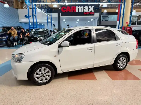 TOYOTA ETIOS 1.5 XS SEDAN 16V FLEX 4P MANUAL