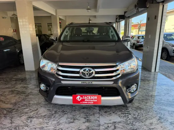 TOYOTA HILUX 2.8 SRV 4X4 CD 16V DIESEL 4P AUTOMÁTICO