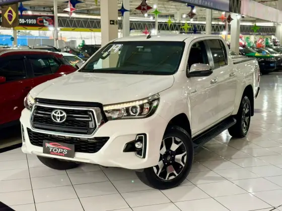 TOYOTA HILUX 2.8 SRX 4X4 CD 16V DIESEL 4P AUTOMÁTICO TOYOTA HILUX 2.8 SRX 4X4 CD 16V DIESEL 4P AUTOMÁTICO