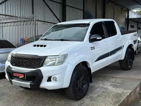 TOYOTA HILUX 3.0 SRV 4X4 CD 16V TURBO INTERCOOLER DIESEL 4P AUTOMÁTICO