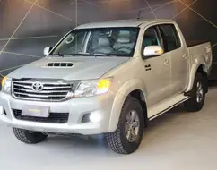 TOYOTA HILUX 3.0 SRV 4X4 CD 16V TURBO INTERCOOLER DIESEL 4P AUTOMÁTICO TOYOTA HILUX 3.0 SRV 4X4 CD 16V TURBO INTERCOOLER DIESEL 4P AUTOMÁTICO