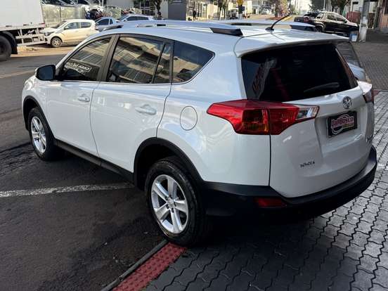 TOYOTA-RAV4-2.0 4X4 16V GASOLINA 4P AUTOMÁTICO TOYOTA-RAV4-2014