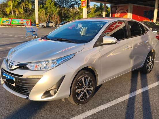 TOYOTA-YARIS-1.5 16V FLEX SEDAN XS CONNECT MULTIDRIVE TOYOTA-YARIS-2020