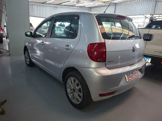 VOLKSWAGEN-FOX-2013