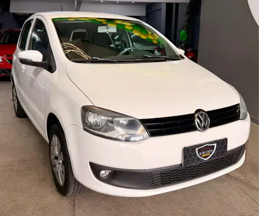 VOLKSWAGEN FOX 1.6 MI 8V FLEX 4P AUTOMATIZADO VOLKSWAGEN FOX 1.6 MI 8V FLEX 4P AUTOMATIZADO