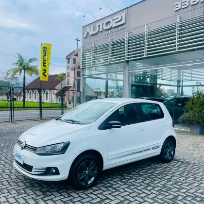 VOLKSWAGEN FOX 1.6 MSI TOTAL FLEX CONNECT 4P MANUAL VOLKSWAGEN FOX 1.6 MSI TOTAL FLEX CONNECT 4P MANUAL