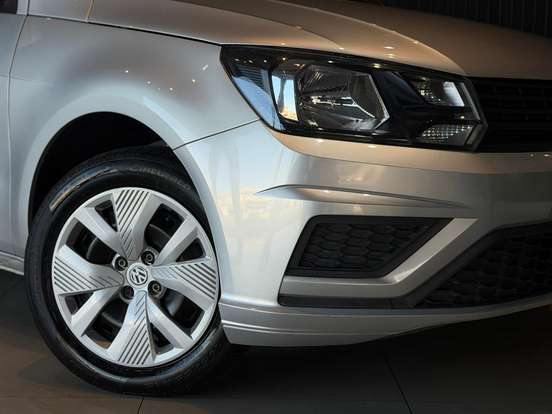 VOLKSWAGEN-GOL-2021