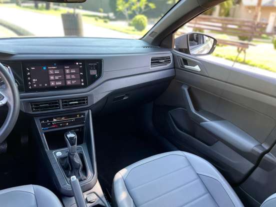 VOLKSWAGEN-NIVUS-1.0 200 TSI TOTAL FLEX HIGHLINE AUTOMÁTICO VOLKSWAGEN-NIVUS-2023