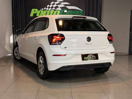 VOLKSWAGEN-POLO-2023