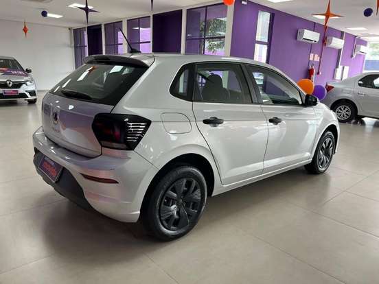 VOLKSWAGEN-POLO-2024