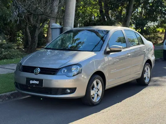 VOLKSWAGEN POLO SEDAN 1.6 MI COMFORTLINE 8V FLEX 4P MANUAL