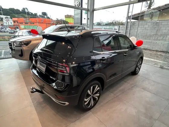 VOLKSWAGEN T-CROSS 1.4 250 TSI TOTAL FLEX HIGHLINE AUTOMÁTICO