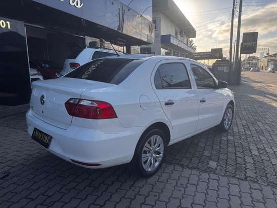 VOLKSWAGEN-VOYAGE-1.0 12V MPI TOTALFLEX 4P MANUAL VOLKSWAGEN-VOYAGE-2022