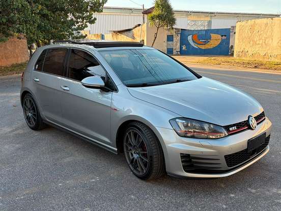 VOLKSWAGEN-GOLF-2.0 TSI GTI 16V TURBO GASOLINA 4P AUTOMÁTICO VOLKSWAGEN-GOLF-2015