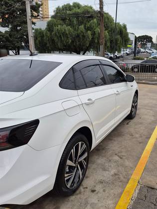 VOLKSWAGEN VIRTUS 1.0 200 TSI HIGHLINE AUTOMÁTICO