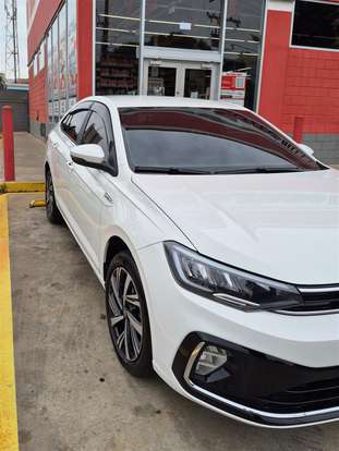 VOLKSWAGEN-VIRTUS-2025