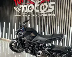 YAMAHA MT-09 YAMAHA MT-09