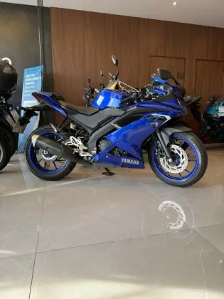 YAMAHA YZF R15 