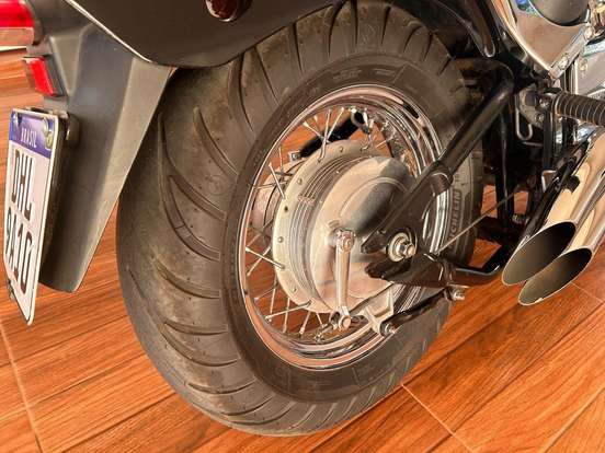 YAMAHA-DRAG STAR 650-2004