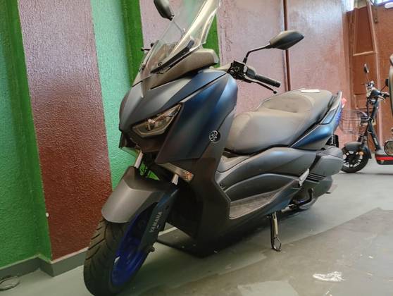 YAMAHA XMAX ABS 